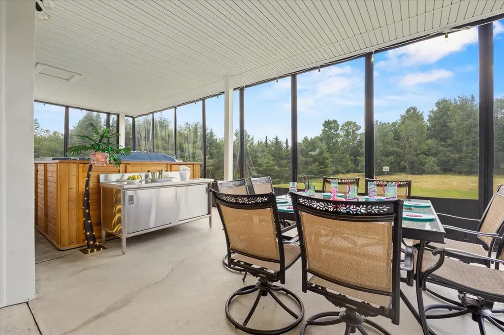 1393 Augusta Road Bowdoin ME 04287