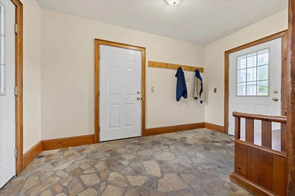 1393 Augusta Road Bowdoin ME 04287