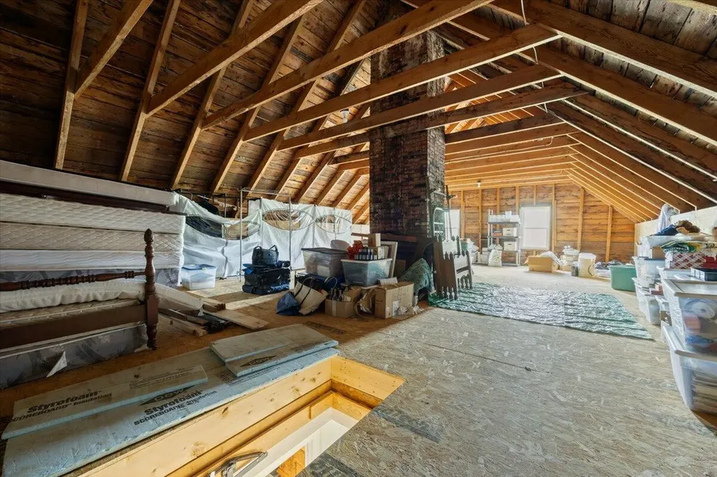 1393 Augusta Road Bowdoin ME 04287