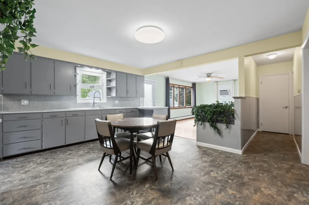 147 Highland Avenue Lewiston ME 04240