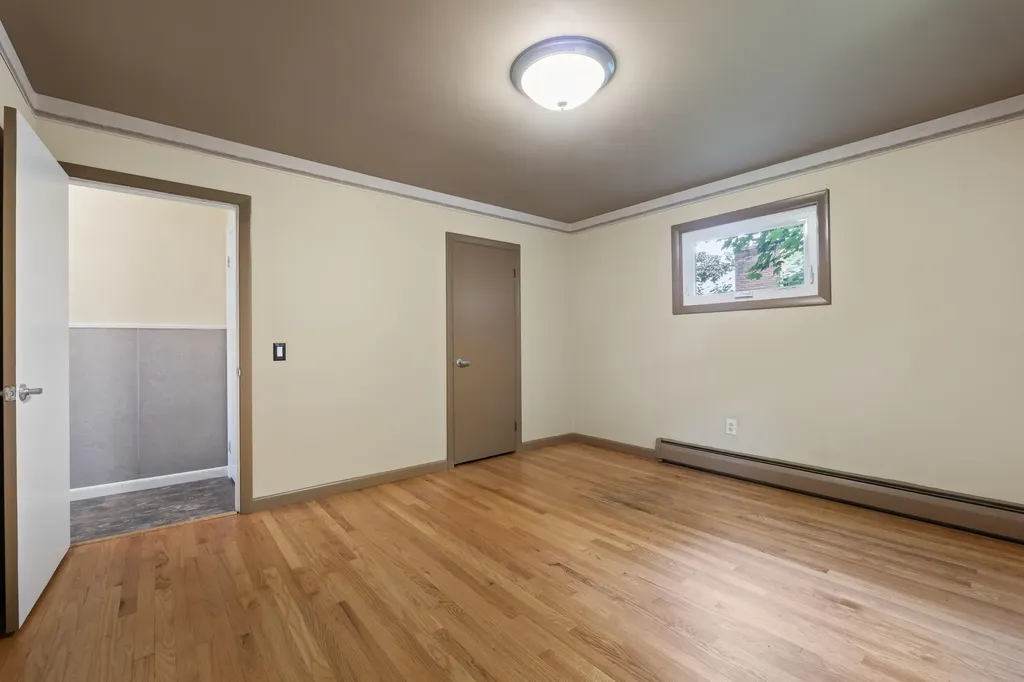 147 Highland Avenue Lewiston ME 04240