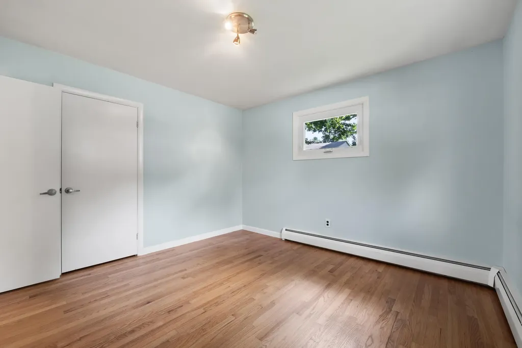 147 Highland Avenue Lewiston ME 04240