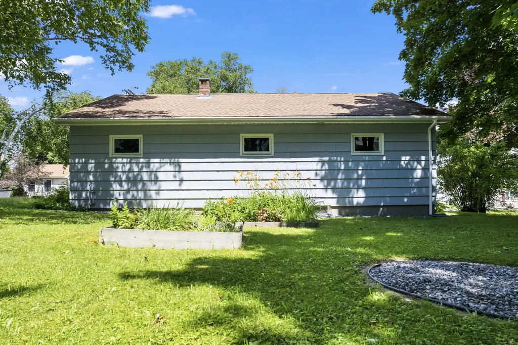 147 Highland Avenue Lewiston ME 04240