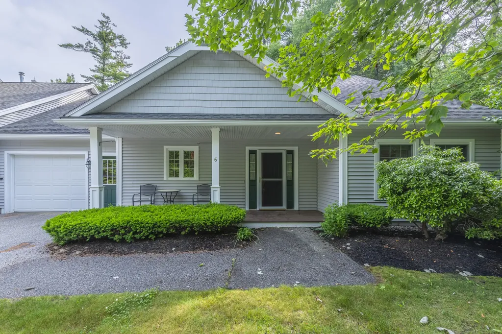6 Stepping Stone Lane Cumberland ME 04110