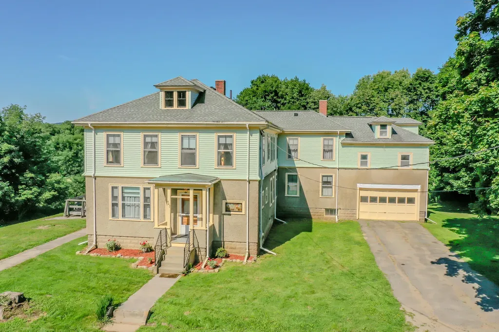 443 S Union Road Union ME 04862
