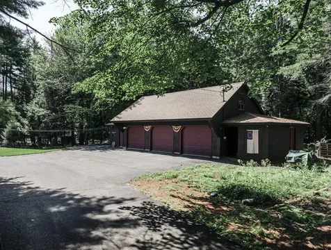 437 Hussey Hill Road Vassalboro ME 04989