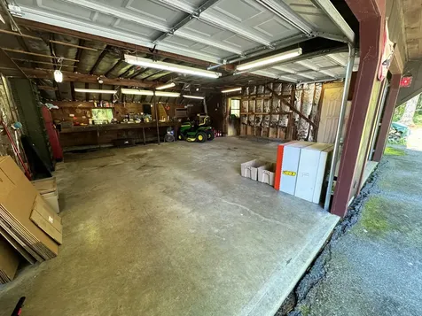 437 Hussey Hill Road Vassalboro ME 04989