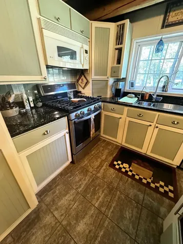 437 Hussey Hill Road Vassalboro ME 04989
