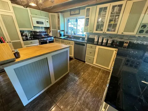 437 Hussey Hill Road Vassalboro ME 04989