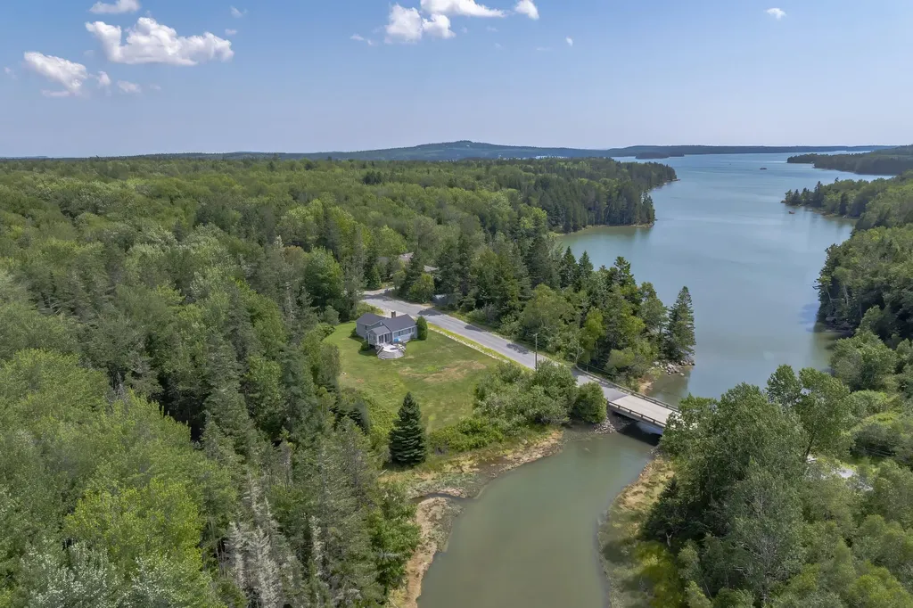 469 Dyers Bay Road Steuben ME 04680