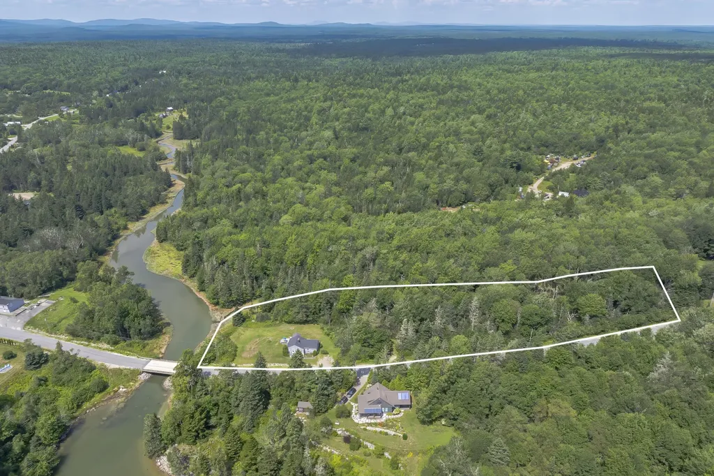 469 Dyers Bay Road Steuben ME 04680