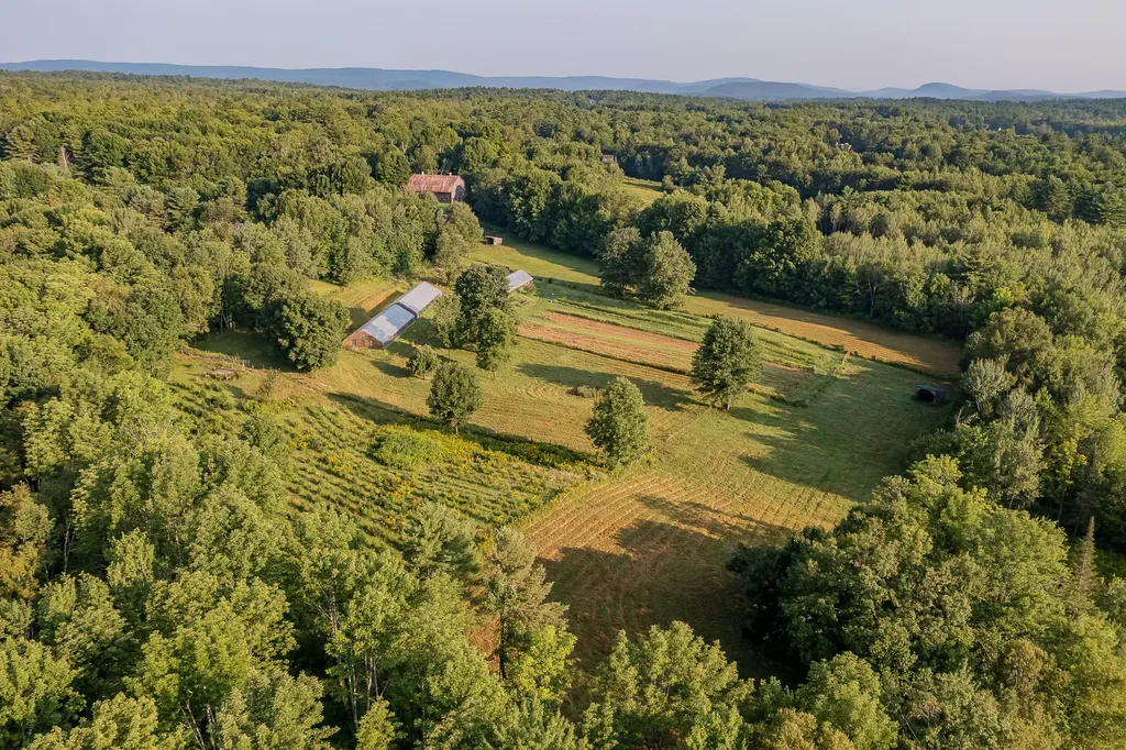 538 Augusta Road Belgrade ME 04917