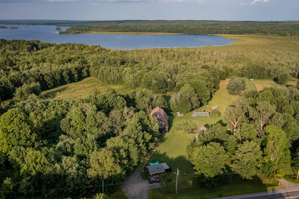 538 Augusta Road Belgrade ME 04917