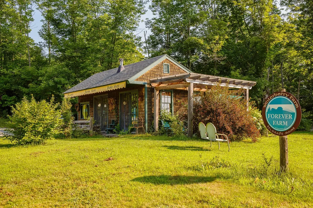538 Augusta Road Belgrade ME 04917