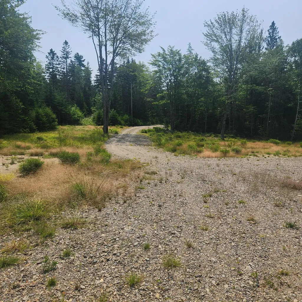 1920 Us Highway 1 Sullivan ME 04664