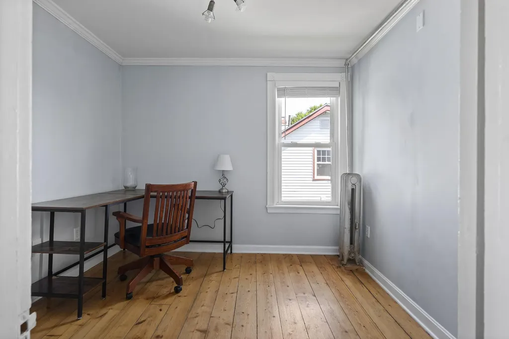 176-178 Massachusetts Avenue Portland ME 04102