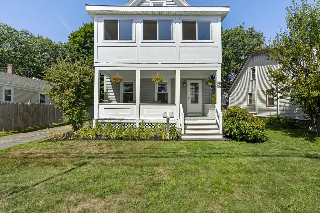 176-178 Massachusetts Avenue Portland ME 04102