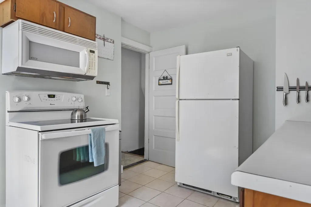 176-178 Massachusetts Avenue Portland ME 04102