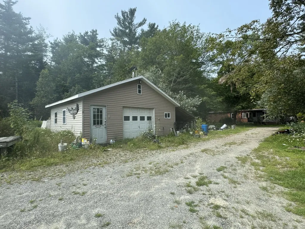 324 Airline Road Clifton ME 04428