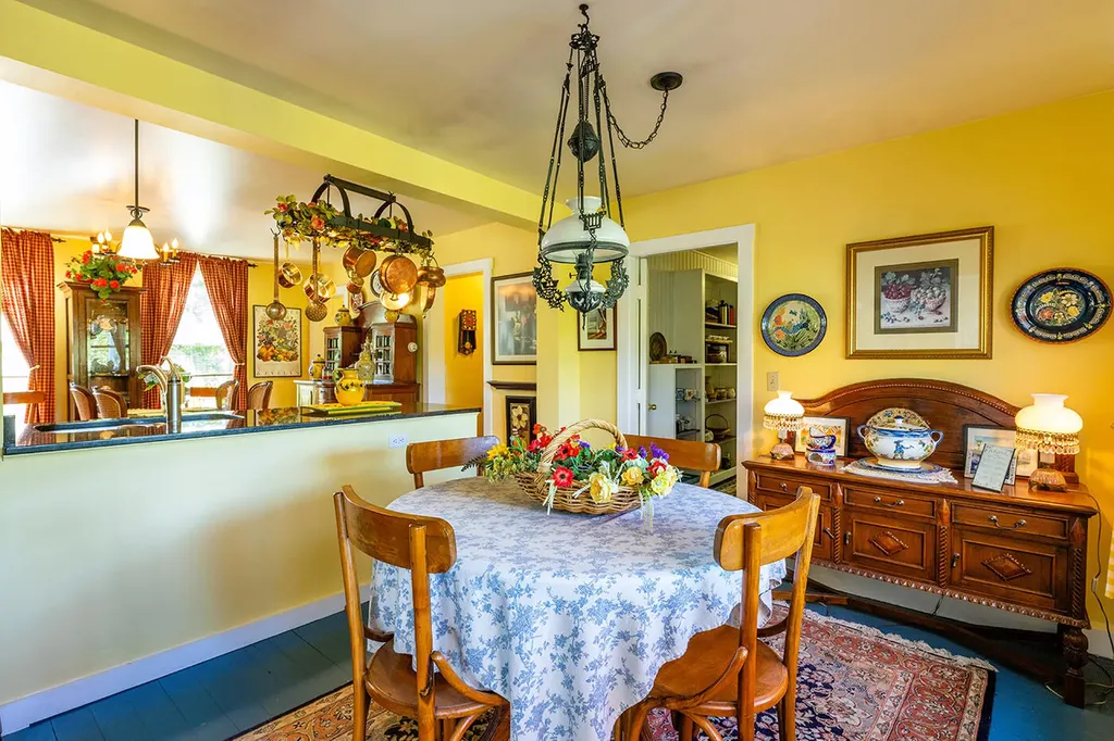 1052 Meadow Pond Road Islesboro ME 04848