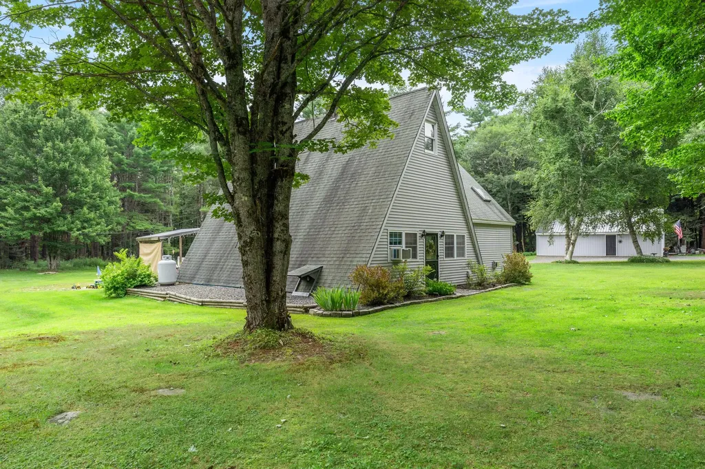 477 Morrill Road Winslow ME 04901