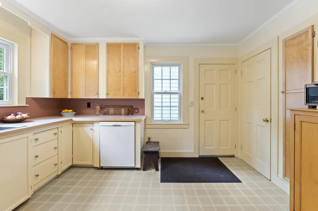 2 Intervale Road Kennebunk ME 04043