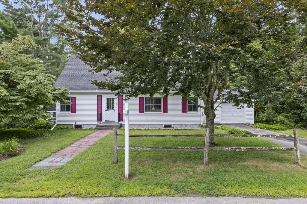 2 Intervale Road Kennebunk ME 04043