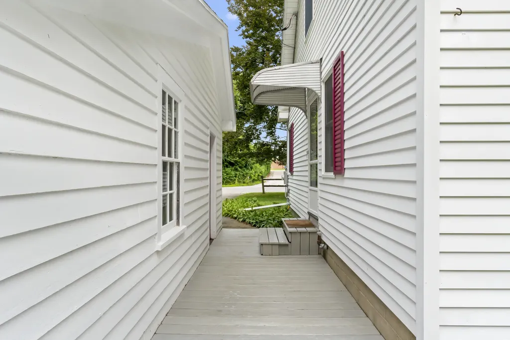 2 Intervale Road Kennebunk ME 04043