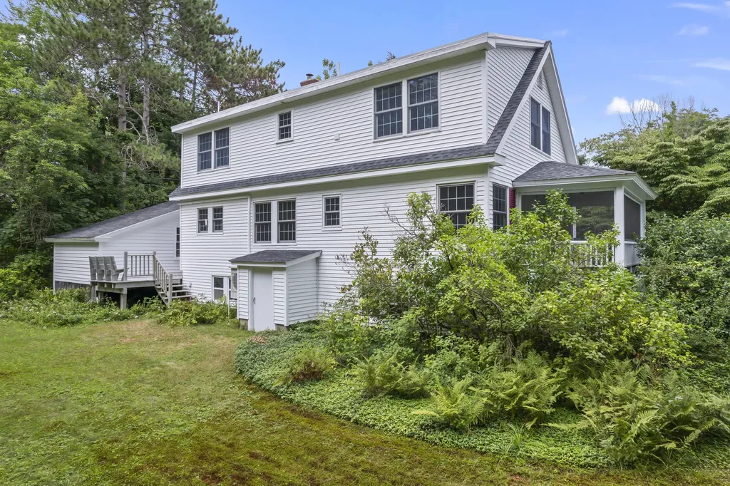 2 Intervale Road Kennebunk ME 04043