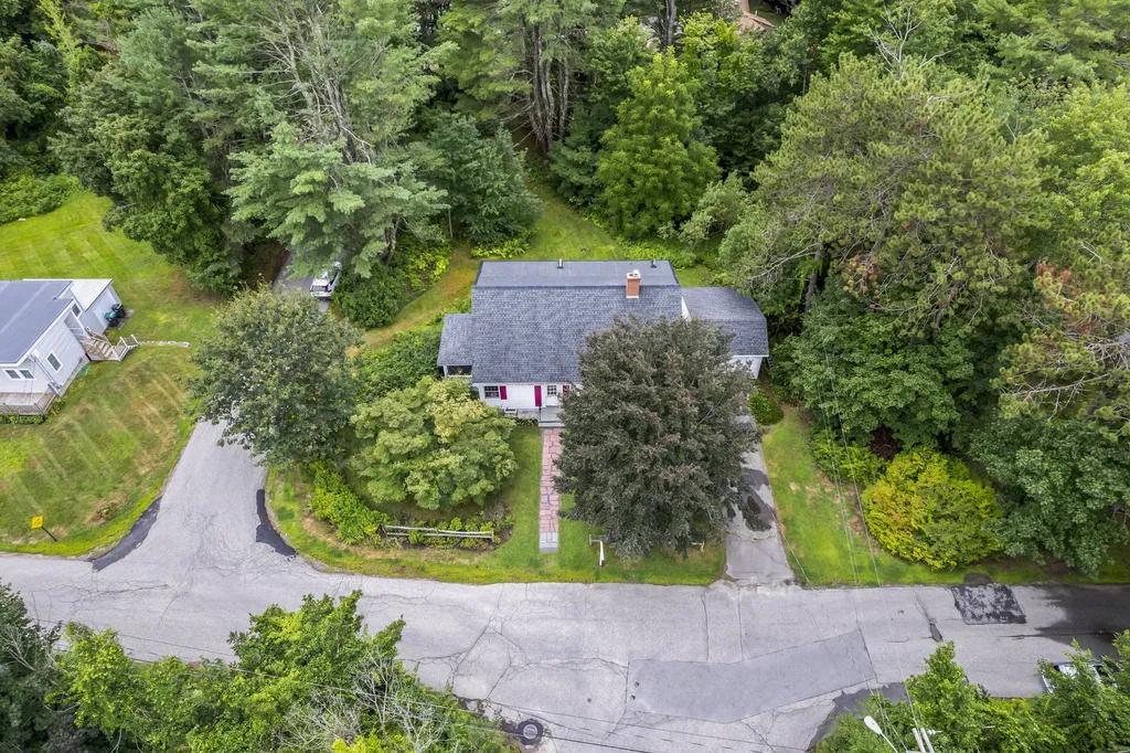 2 Intervale Road Kennebunk ME 04043