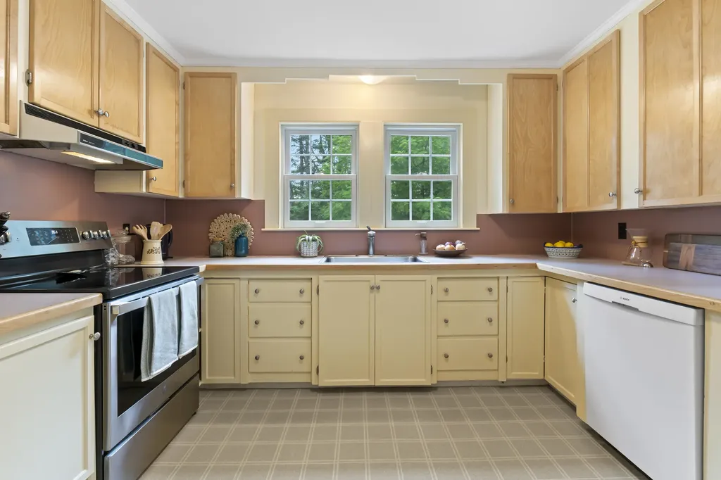 2 Intervale Road Kennebunk ME 04043