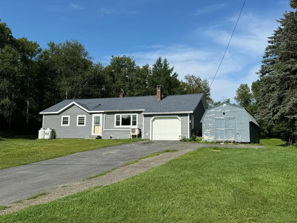20 New Dunn Town Road Washburn ME 04786