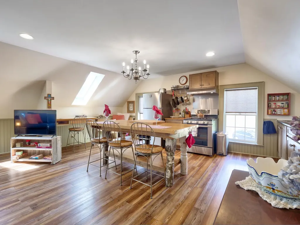 295 Common Road Union ME 04862