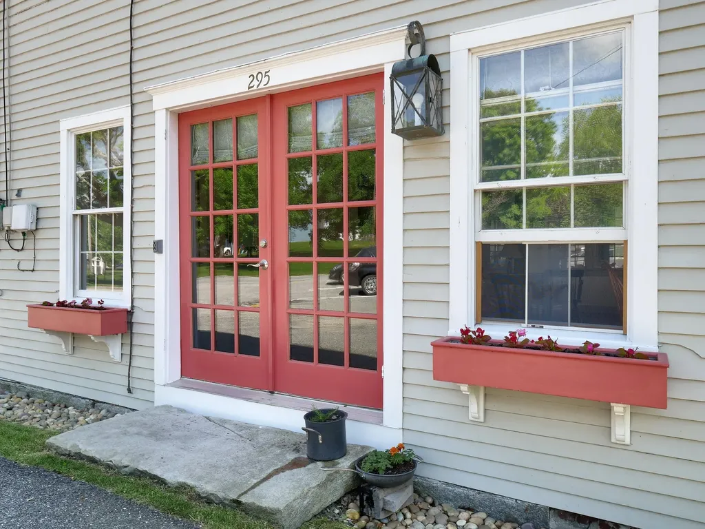 295 Common Road Union ME 04862