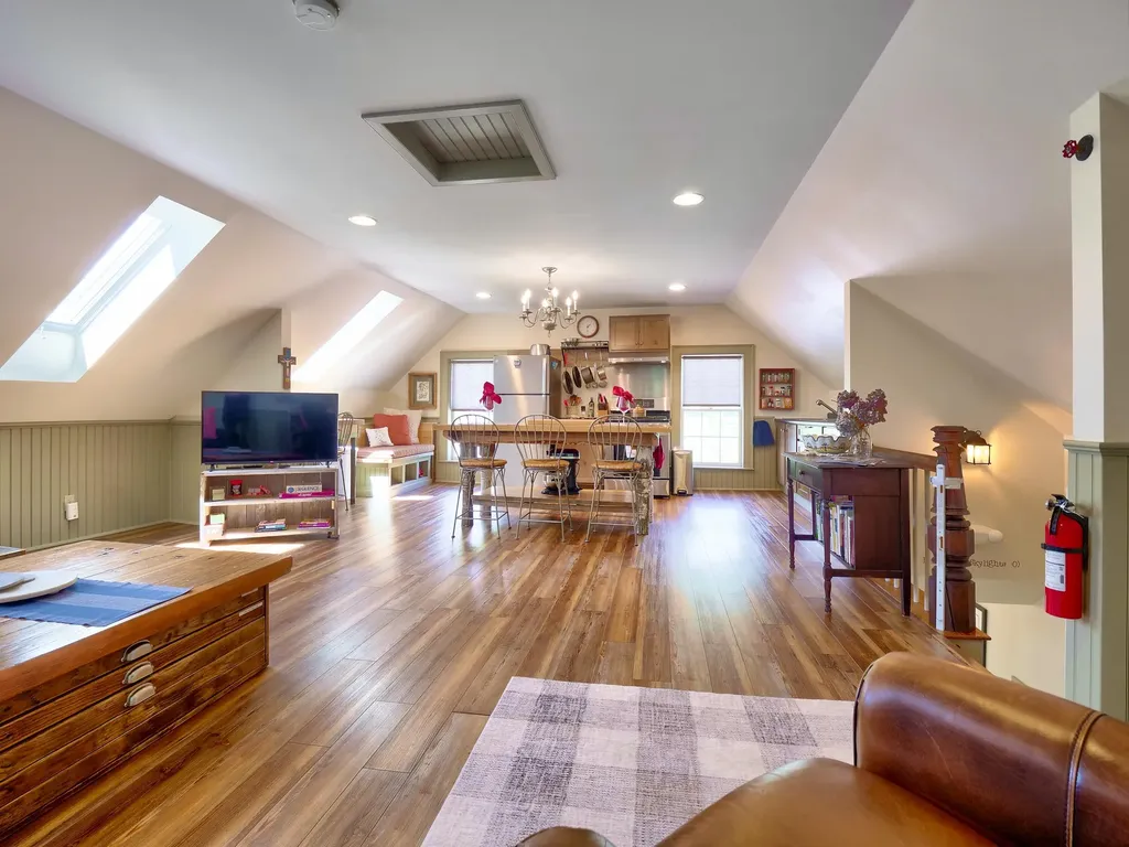 295 Common Road Union ME 04862