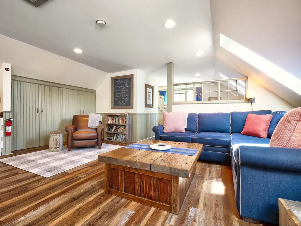 295 Common Road Union ME 04862