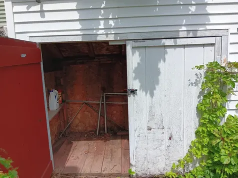 131 Maine Avenue Millinocket ME 04462