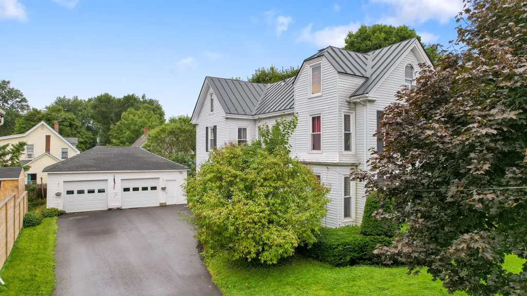 46 Maple Street Bangor ME 04401
