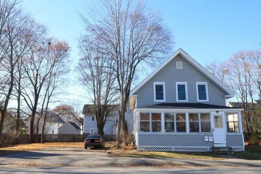 73 Parker Street Brewer ME 04412