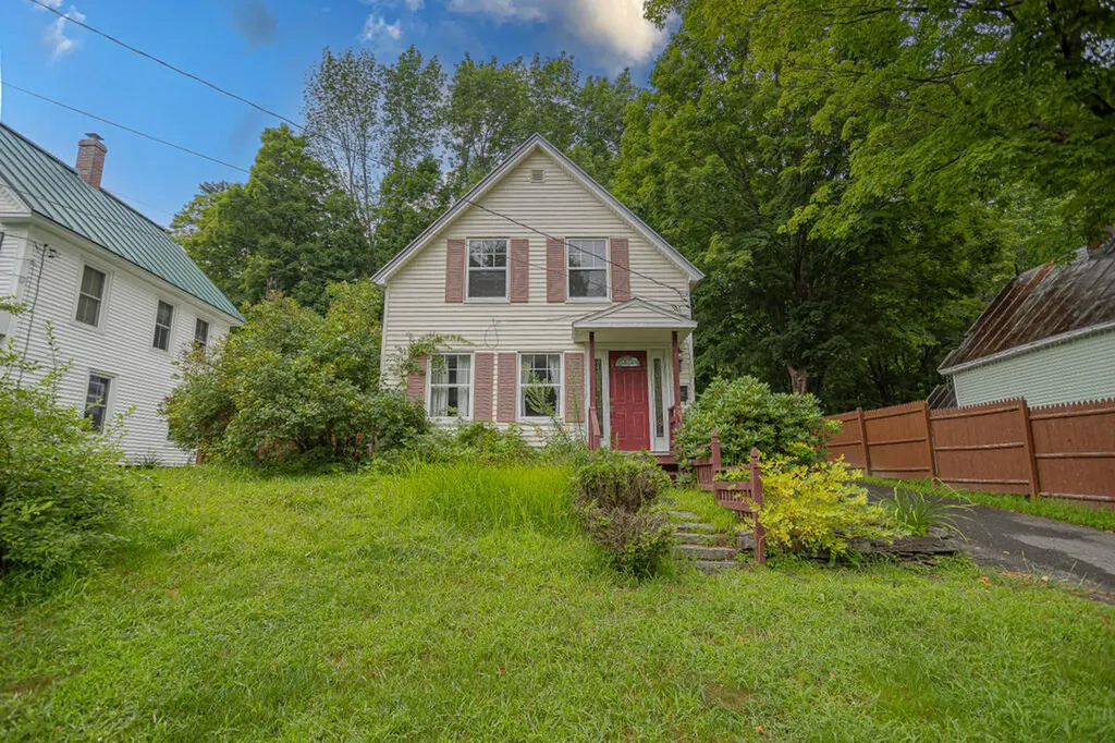 158 Court Street Farmington ME 04938