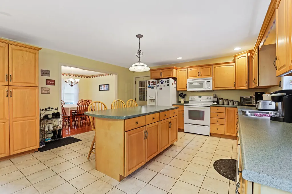 106 Ridge Road Fairfield ME 04937