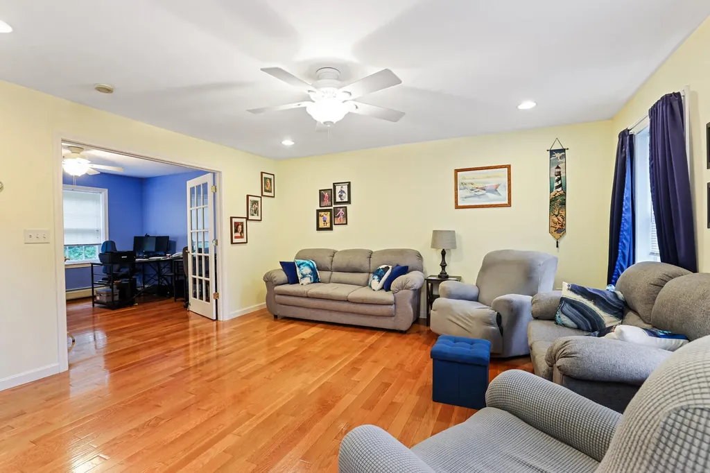 106 Ridge Road Fairfield ME 04937