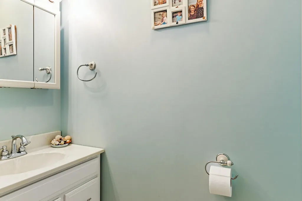 106 Ridge Road Fairfield ME 04937