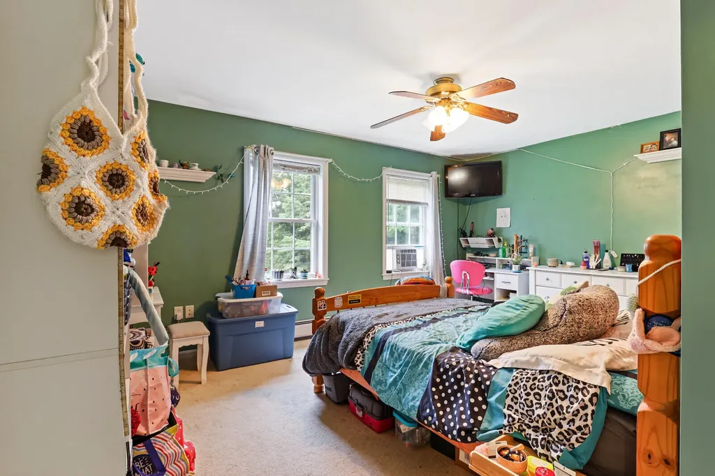106 Ridge Road Fairfield ME 04937