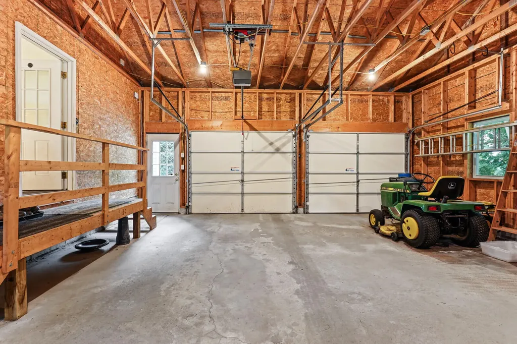 106 Ridge Road Fairfield ME 04937