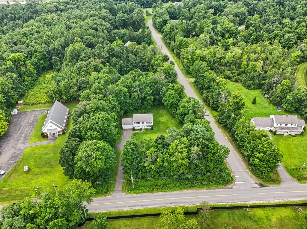106 Ridge Road Fairfield ME 04937