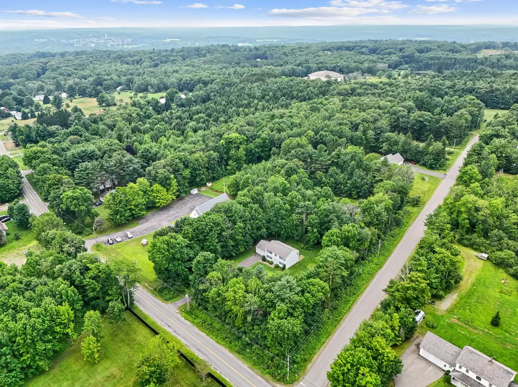 106 Ridge Road Fairfield ME 04937