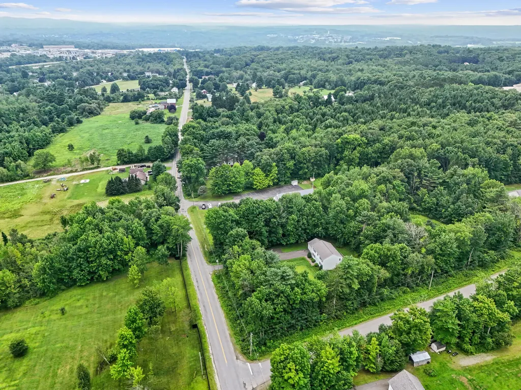 106 Ridge Road Fairfield ME 04937