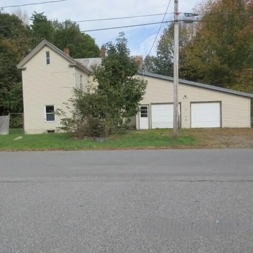 7 Maple Street Guilford ME 04443