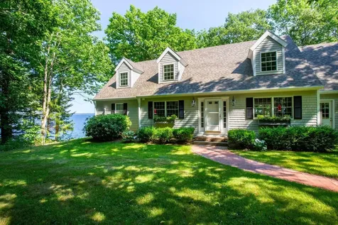 555 Belfast Road Camden ME 04843